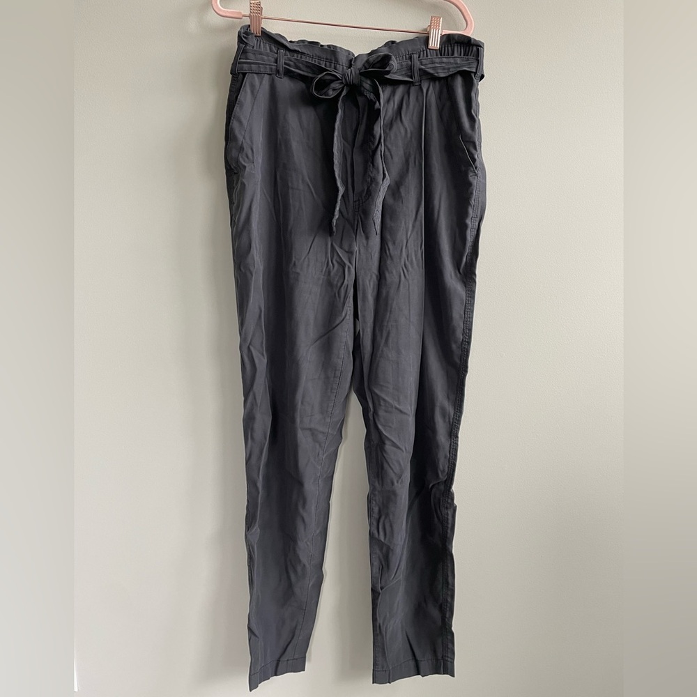Old Navy Gray Tall High Waisted Tie Waist Belted Straight Leg Pants